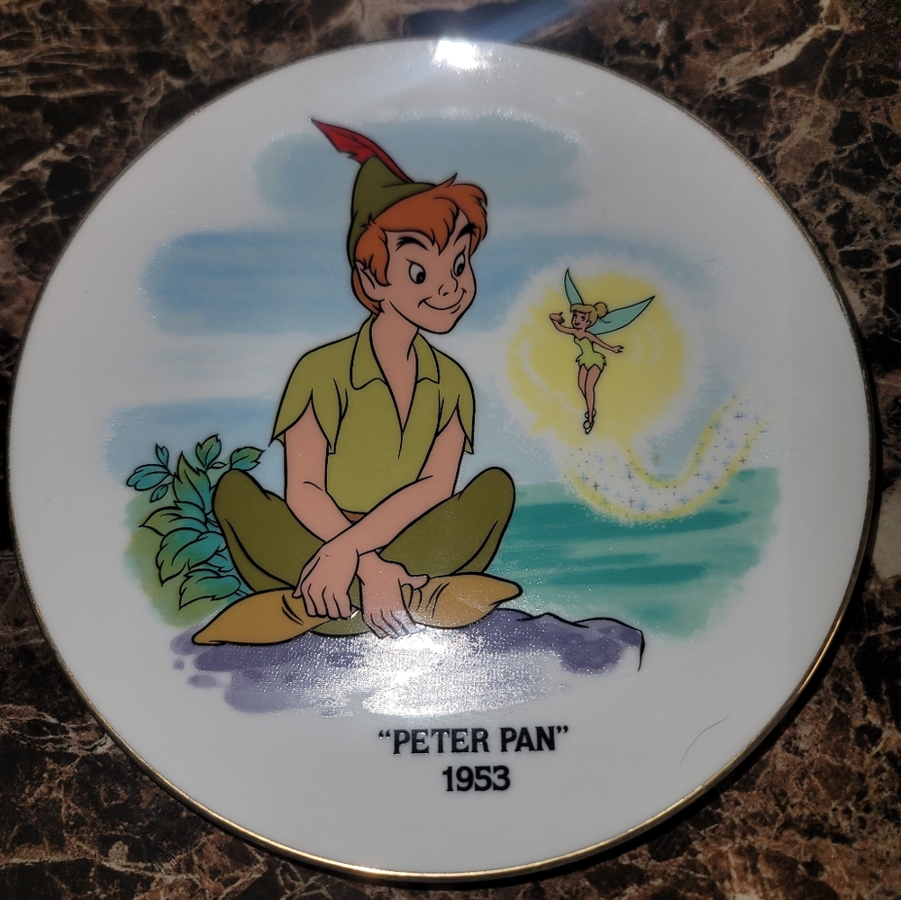 Peter Pan collectible plate ✨️